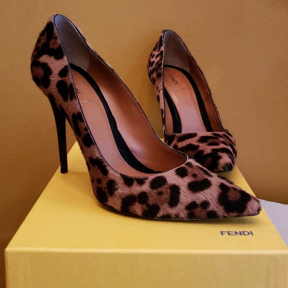 Fendi Leopard-Print Calf Hair Point-Toe Pump